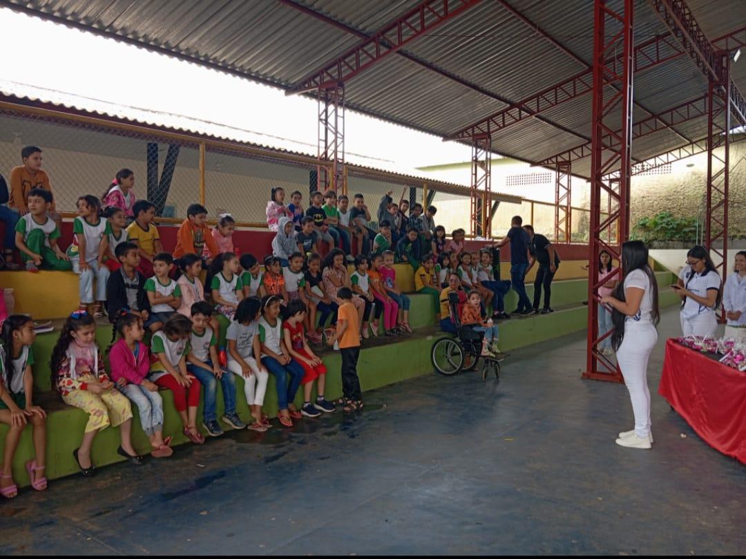 Alunos em Ação: Conscientização sobre a Profilaxia das Doenças no Amapá