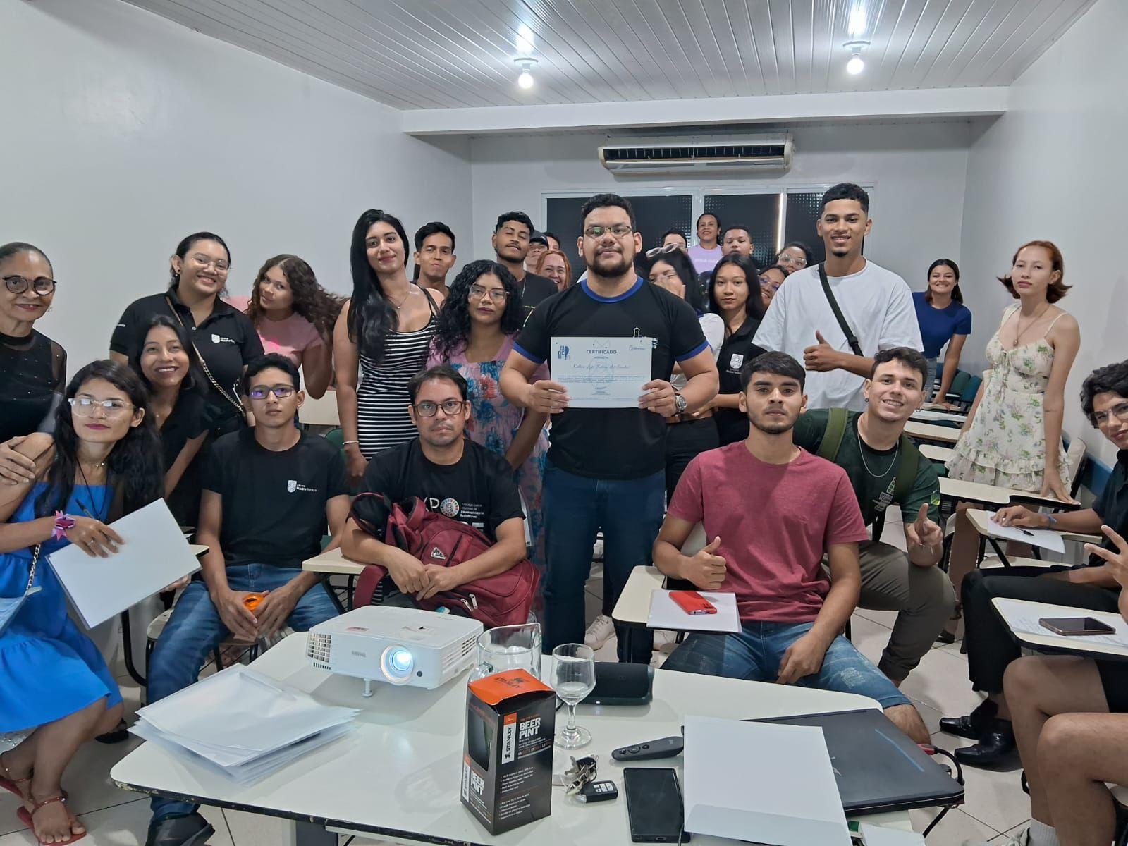 IV Semana Acadêmica da Faculdade Madre Tereza: Tecnologia e o Futuro das Profissões