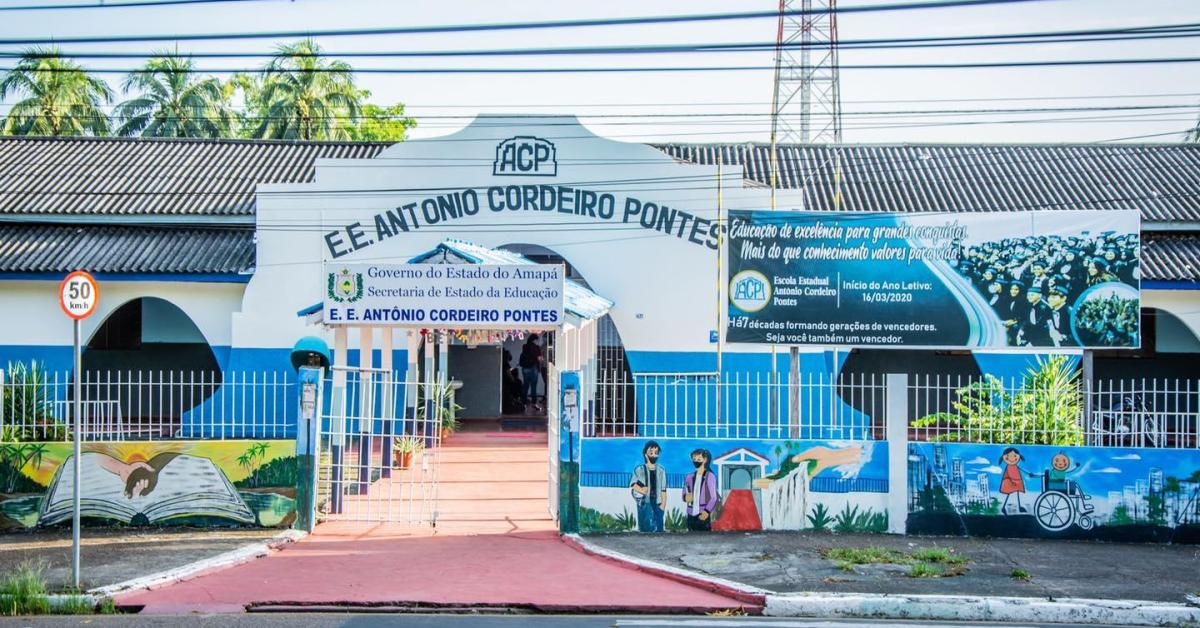 Alunos do Grupo Madre Tereza Oferecem Serviços de Saúde à Comunidade na Escola Antônio Cordeiro Pontes