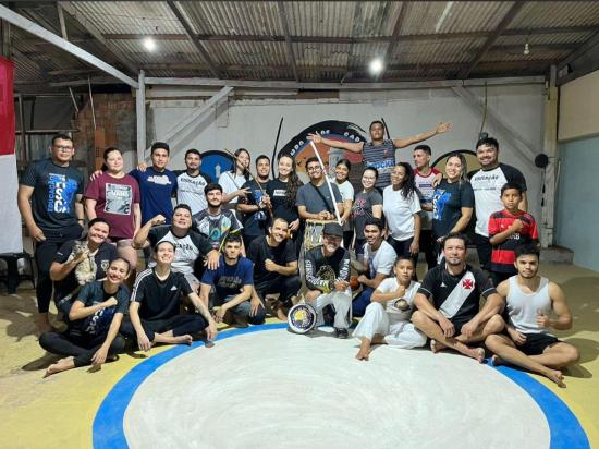 Curso de Educação Física Participa de Aula Prática de Capoeira 