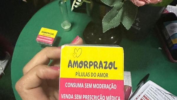 Uma Imersão na Farmacologia: Alunos do Grupo Madre Tereza Criam Farmácia Didática